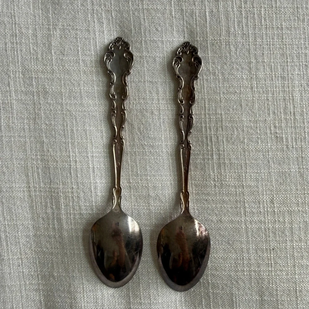 Oneida Community Silver Plate Teaspoons Set of 2 Vintage 1936 Pattern